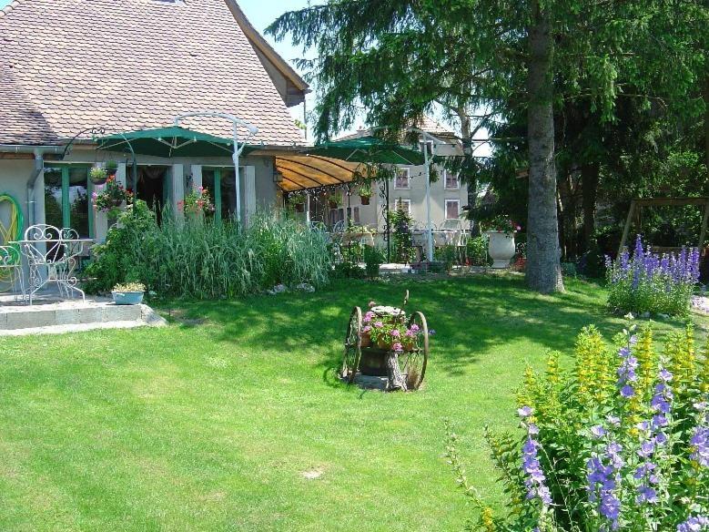 Suarce Chambres D'Hotes "Aux Portes De L'Alsace" מראה חיצוני תמונה
